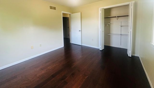 700 Owens Mill Road, Stockton, MO 65785