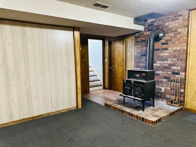 700 Owens Mill Road, Stockton, MO 65785