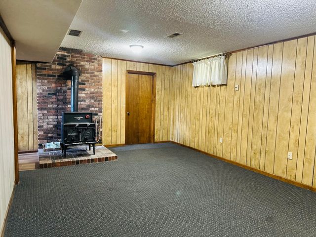 700 Owens Mill Road, Stockton, MO 65785