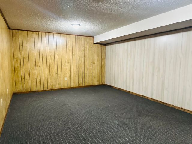 700 Owens Mill Road, Stockton, MO 65785