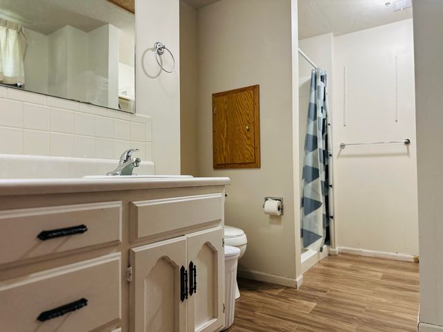 700 Owens Mill Road, Stockton, MO 65785