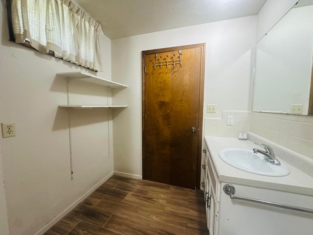 700 Owens Mill Road, Stockton, MO 65785