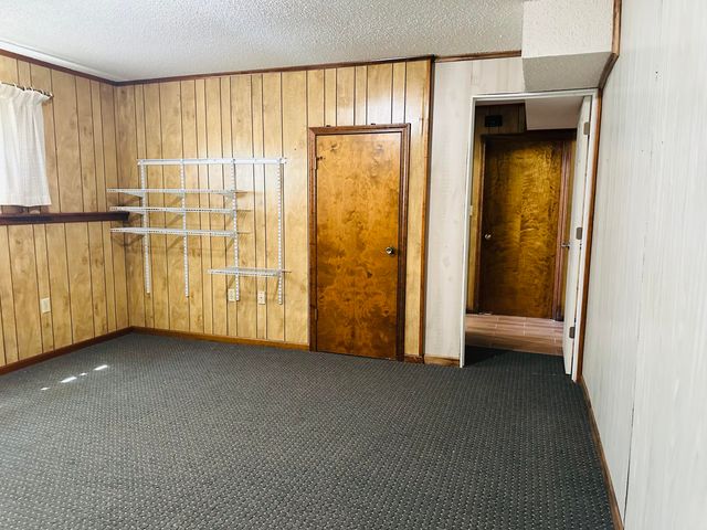 700 Owens Mill Road, Stockton, MO 65785