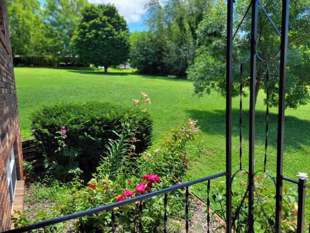 700 Owens Mill Road, Stockton, MO 65785