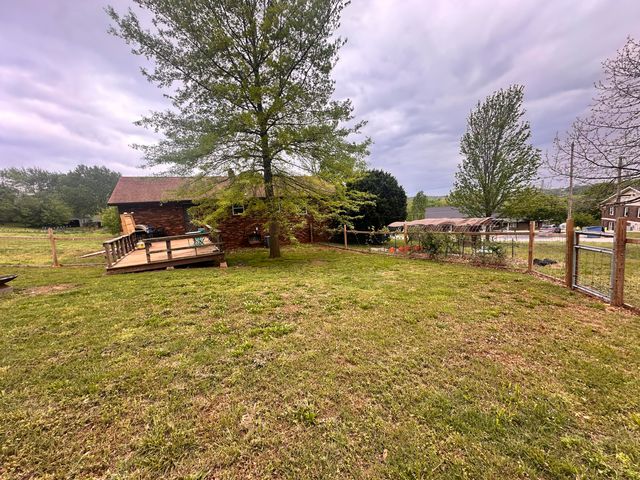 700 Owens Mill Road, Stockton, MO 65785