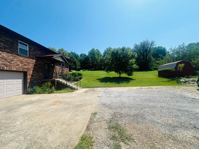 700 Owens Mill Road, Stockton, MO 65785