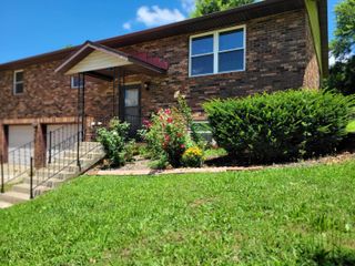 700 Owens Mill Road, Stockton, MO 65785