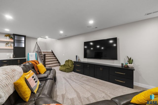 7812 S Tuscan Club Cir Circle, Sioux Falls, SD 57108