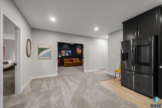 7812 S Tuscan Club Cir Circle, Sioux Falls, SD 57108