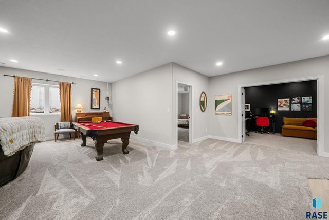 7812 S Tuscan Club Cir Circle, Sioux Falls, SD 57108