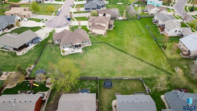 7812 S Tuscan Club Cir Circle, Sioux Falls, SD 57108