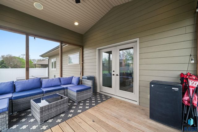 7812 S Tuscan Club Cir Circle, Sioux Falls, SD 57108