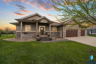 7812 S Tuscan Club Cir Circle, Sioux Falls, SD 57108