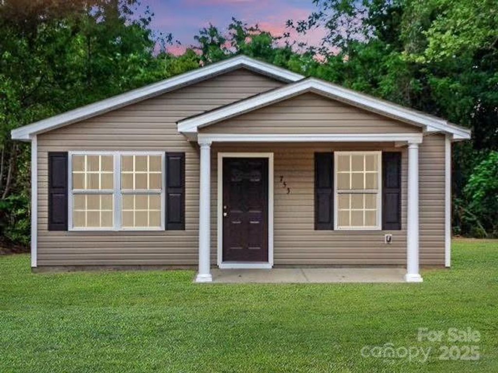 152 Moores Lake Road 1, Wadesboro, NC 28170