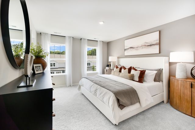 329 Settlers Place, West Dundee, IL 60118