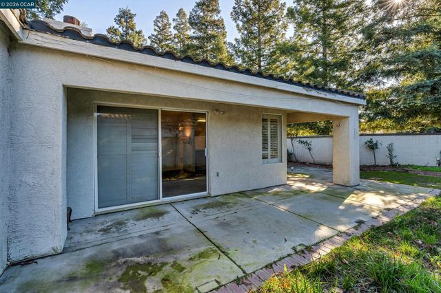 3735 Ignacio Cir, Stockton, CA 95209