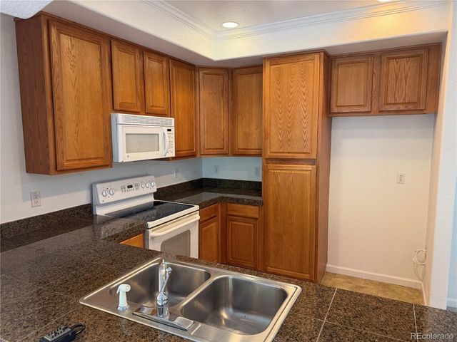 1821 S Dunkirk St 103, Aurora, CO 80017