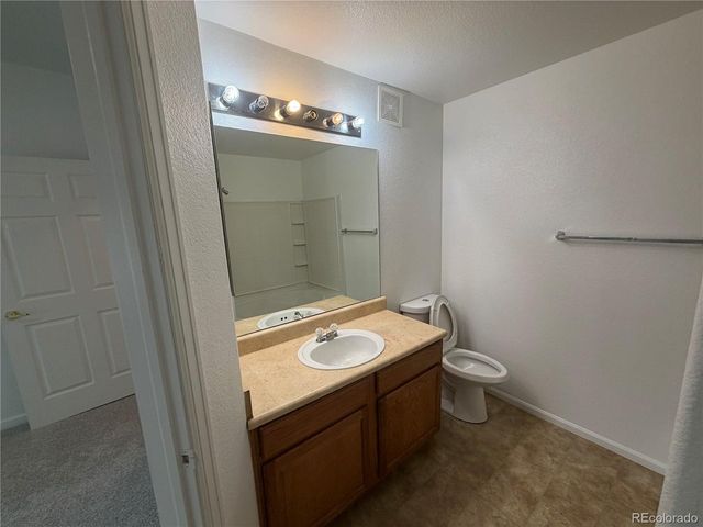 1821 S Dunkirk St 103, Aurora, CO 80017