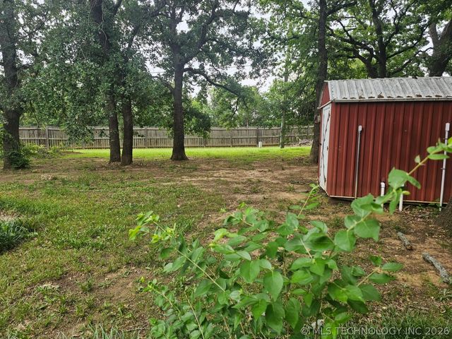 1232 S Rockford Road, Ardmore, OK 73401