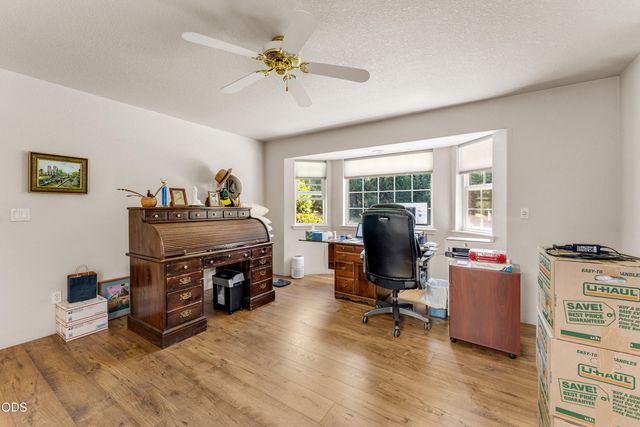 181 Jo Creek Place, Merlin, OR 97532