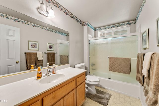 181 Jo Creek Place, Merlin, OR 97532