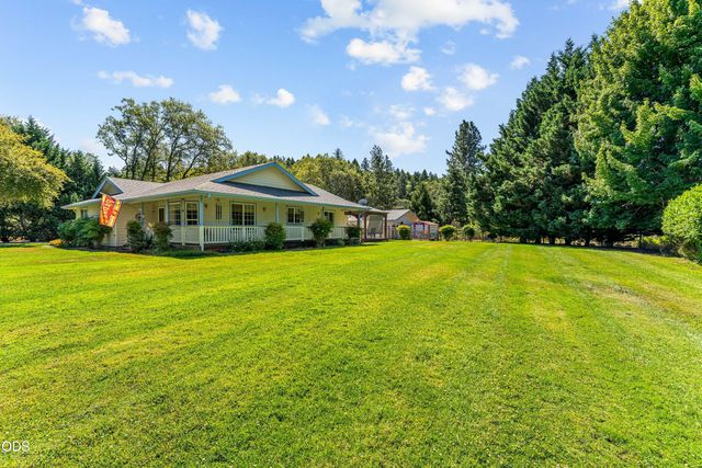 181 Jo Creek Place, Merlin, OR 97532