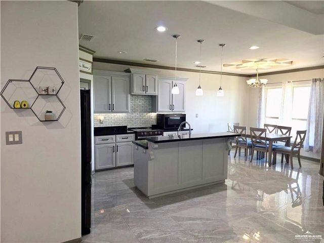 2510 Luisa Circle North, Mercedes, TX 78570