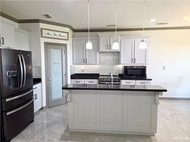 2510 Luisa Circle North, Mercedes, TX 78570