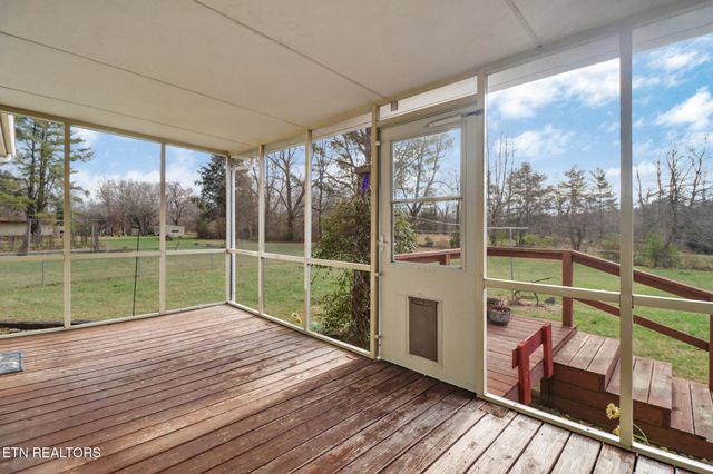 365 E Mayland Drive, Crossville, TN 38571