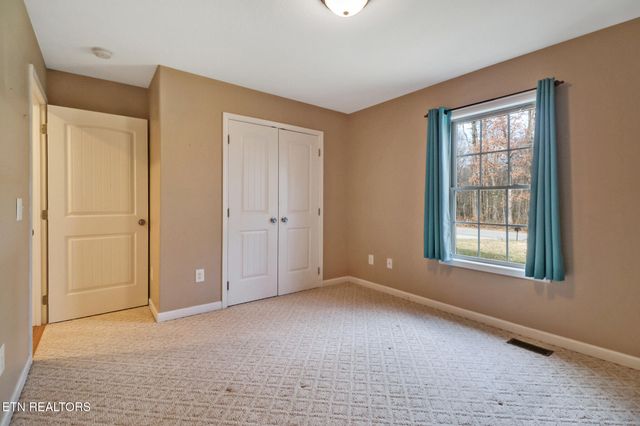 365 E Mayland Drive, Crossville, TN 38571