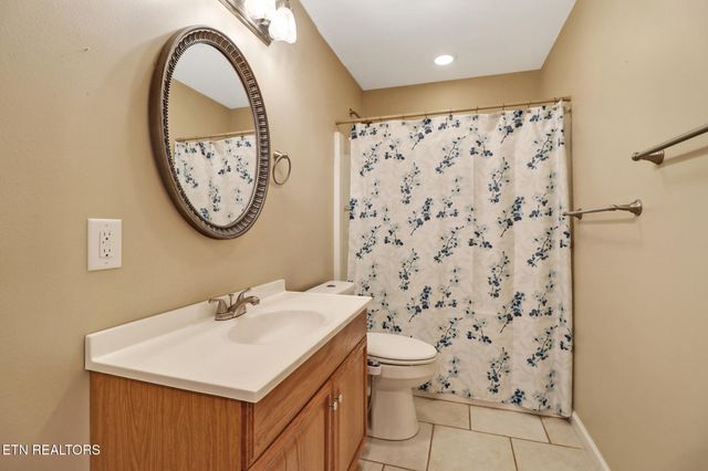 365 E Mayland Drive, Crossville, TN 38571