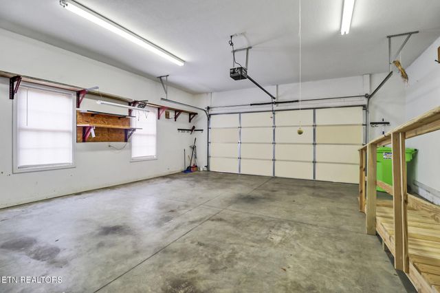 365 E Mayland Drive, Crossville, TN 38571