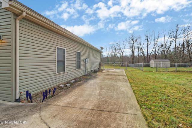 365 E Mayland Drive, Crossville, TN 38571