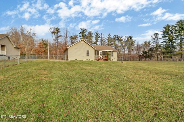 365 E Mayland Drive, Crossville, TN 38571