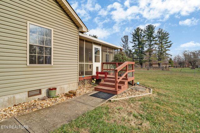 365 E Mayland Drive, Crossville, TN 38571