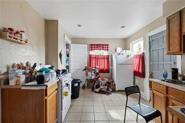 245-247 Natchez St, Mt Washington, PA 15211