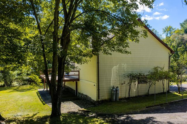 208 White Bridge Road, Middletown, NY 10940