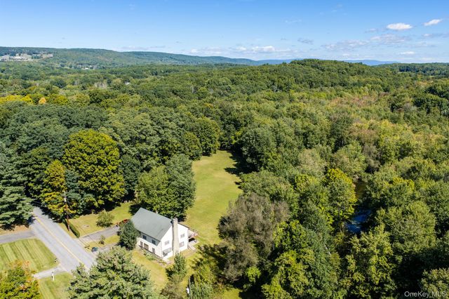 208 White Bridge Road, Middletown, NY 10940