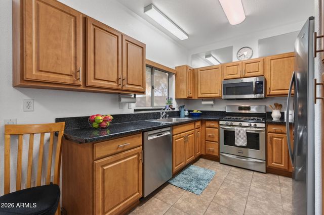 19220 N 138th Avenue, Sun City West, AZ 85375