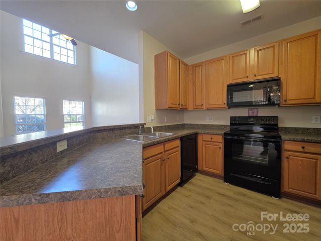 10619 Trolley Run Drive, Cornelius, NC 28031