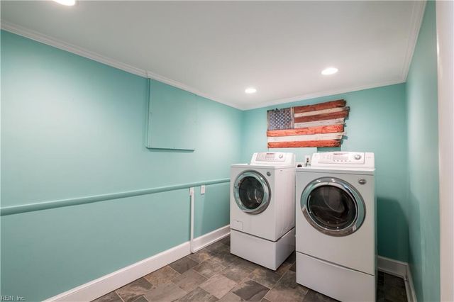1832 N Alanton DR, Virginia Beach, VA 23454