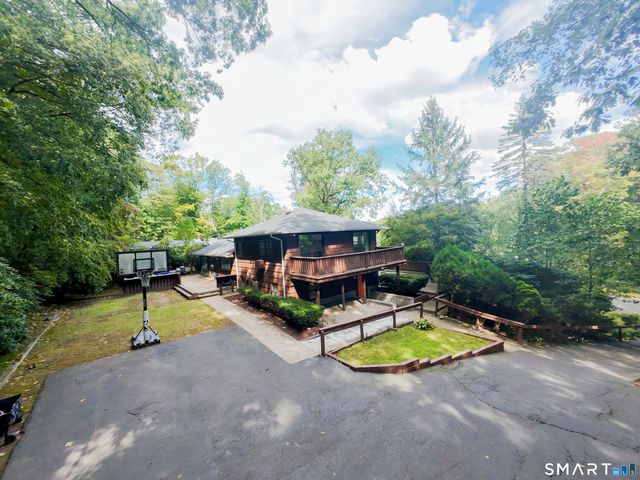 1140 Paradise Avenue, Hamden, CT 06514