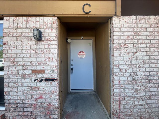 2619 Ektom DR C, Austin, TX 78745