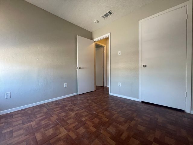 2619 Ektom DR C, Austin, TX 78745