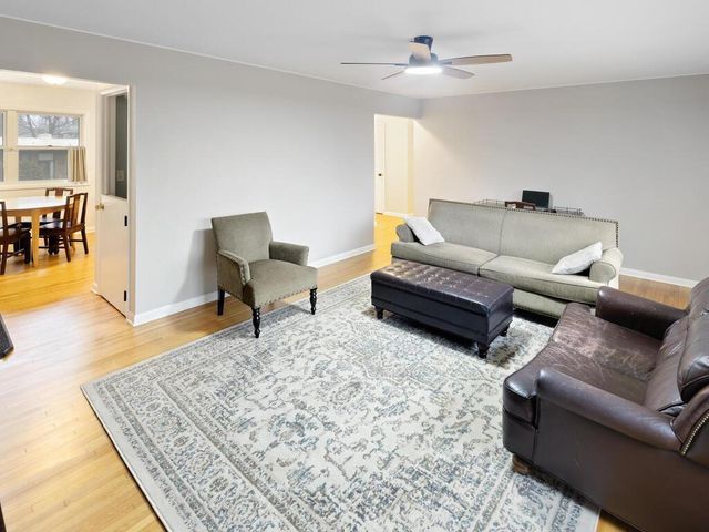 932 11th Avenue SE, Forest Lake, MN 55025