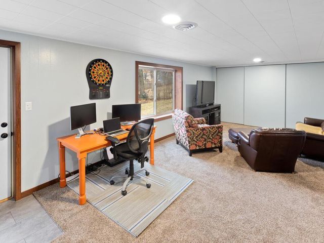 932 11th Avenue SE, Forest Lake, MN 55025