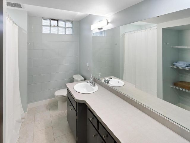 932 11th Avenue SE, Forest Lake, MN 55025