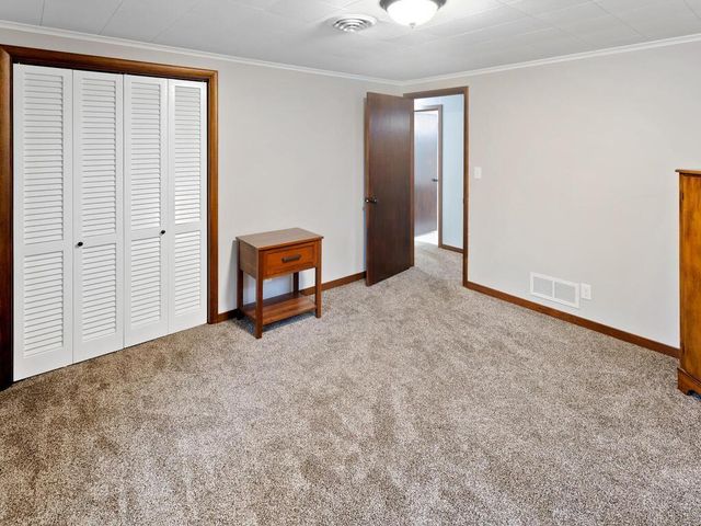 932 11th Avenue SE, Forest Lake, MN 55025