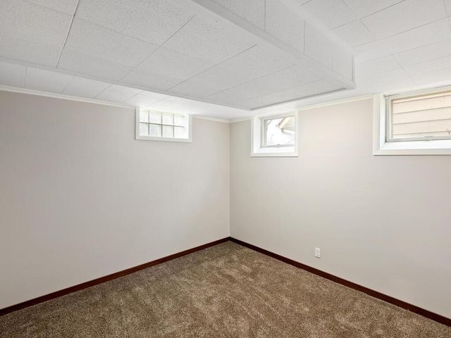 932 11th Avenue SE, Forest Lake, MN 55025