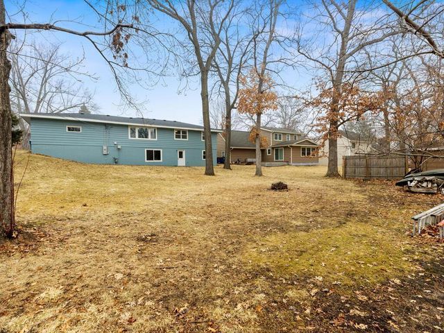 932 11th Avenue SE, Forest Lake, MN 55025